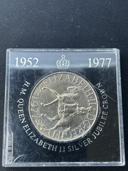 1977 Queen Elizabeth II Silver Jubilee Crown Coin | Royal Mint UK | 25th Anniversary of Reign | Collectible British Coin